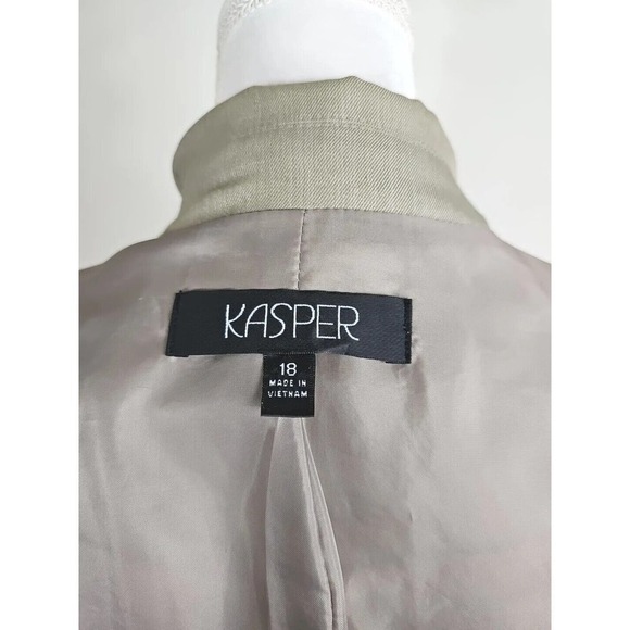 Kasper ~Woman Size 18~ Gray/Khaki Blazer Suit Jacket Business Office Wear. - Picture 8 of 12